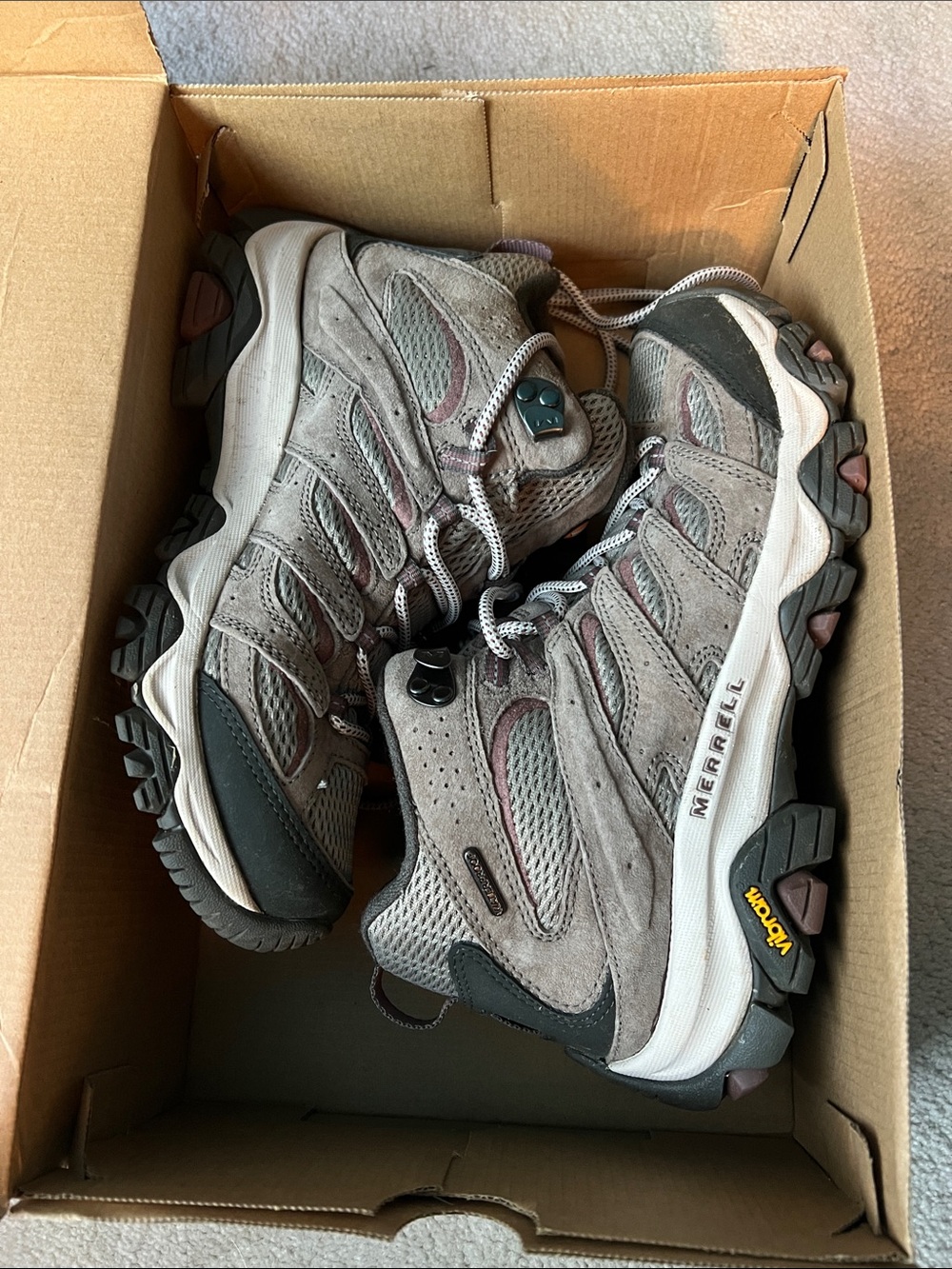 Merrell Moab 3 Mid Women's waterproof Hiking Boot - Picture 4 of 7